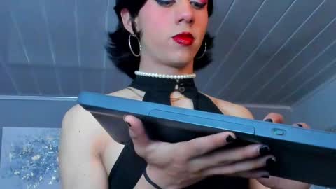 Snapshot of vicky_fant4sy chatting on April 21, 2:12 pm Vicky online show from April 21, 2:12 pm
