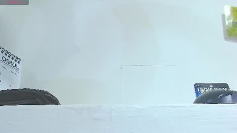 Snapshot of vicky_hotmilf chatting on June 22, 10:45 am Vicky online show from June 22, 10:45 am