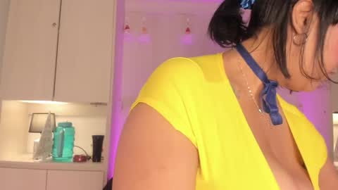 V I C K Y online show from November 30, 12:09 pm