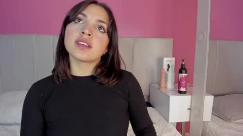  VickyBunny  online show from January 12, 12:18 am