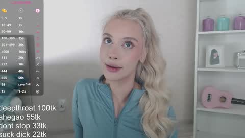 vickyfuckingdoll online show from October 18, 10:43 pm