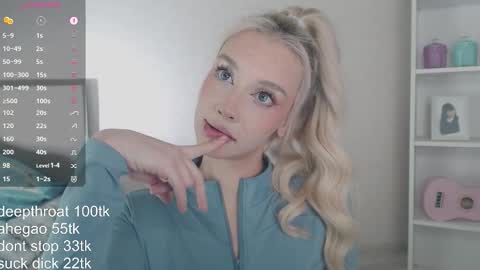 vickyfuckingdoll online show from December 3, 2:08 am