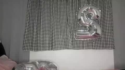 vickyhm22 online show from October 27, 8:29 am