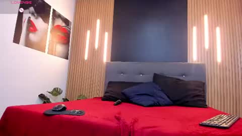 Vicky online show from July 30, 8:41 pm