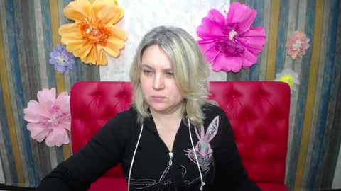 VickyRobins online show from March 27, 8:59 am