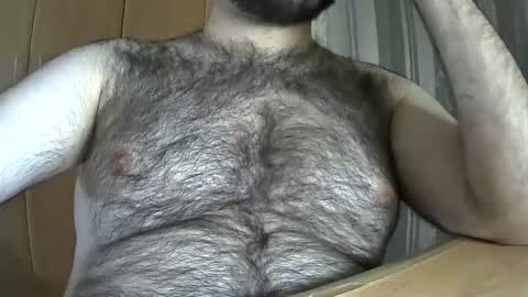 VictorHume online show from October 26, 11:42 pm