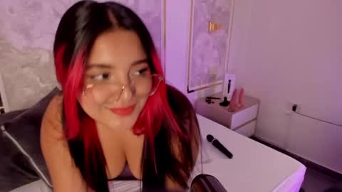 Victoria online show from September 24, 7:06 pm