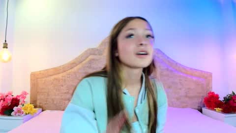 Snapshot of victoria_adams14 chatting on December 28, 2:42 pm Victoria for you online show from December 28, 2:42 pm