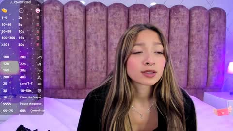 Snapshot of victoria_adams14 chatting on January 11, 6:01 pm Victoria for you online show from January 11, 6:01 pm