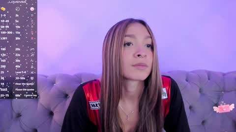 Snapshot of victoria_adams14 chatting on February 4, 6:27 pm Victoria for you online show from February 4, 6:27 pm