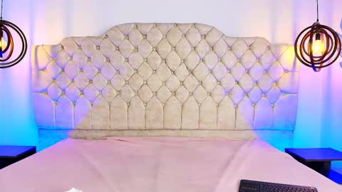 Snapshot of victoria_adams14 chatting on February 23, 1:53 pm Victoria for you online show from February 23, 1:53 pm