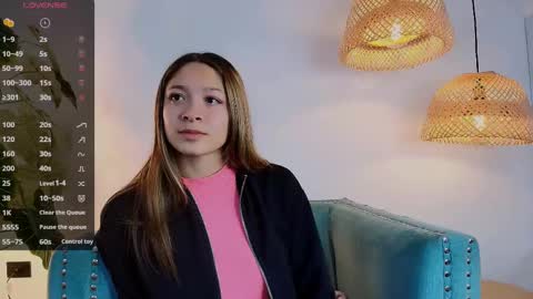 Snapshot of victoria_adams14 chatting on March 12, 10:16 am Victoria for you online show from March 12, 10:16 am