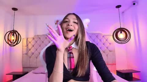 Snapshot of victoria_adams14 chatting on April 11, 7:45 am Victoria for you online show from April 11, 7:45 am