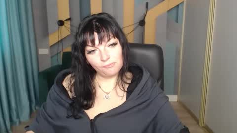 Victoria  booth online show from February 21, 6:58 am