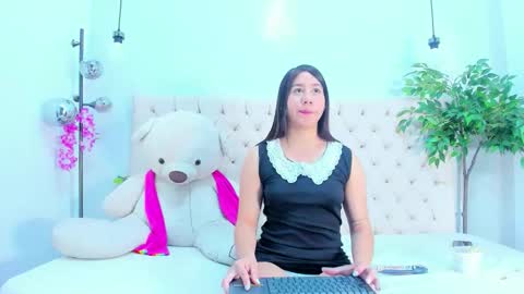 Victoria online show from November 28, 7:16 pm