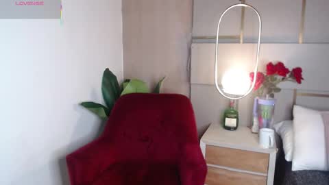 Victoria Collins online show from October 1, 12:00 pm