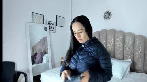 valentina online show from October 12, 10:25 am