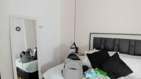 valentina online show from November 27, 9:55 am