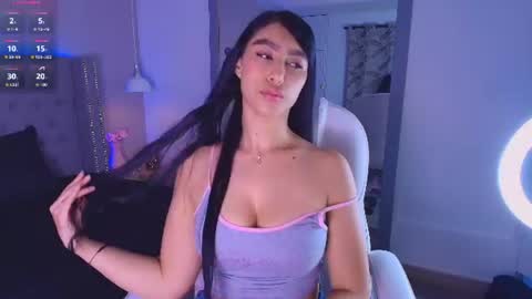 Snapshot of victoria_ellington chatting on July 10, 11:46 am online show from July 10, 11:46 am