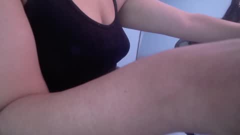 Victoria online show from October 20, 1:00 pm