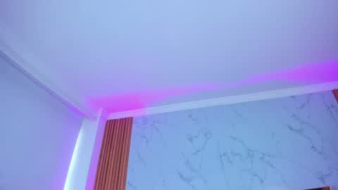 Snapshot of victoria_joliegb chatting on December 11, 12:12 pm Victoria Lozano online show from December 11, 12:12 pm