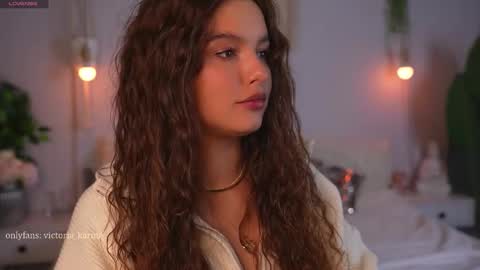       online show from September 18, 10:39 am