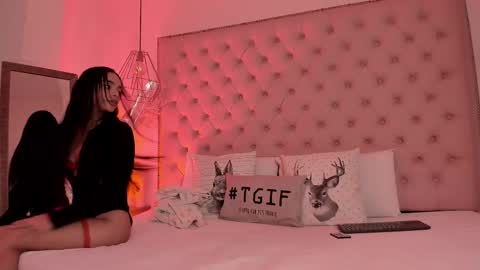 victoria_kitt online show from February 19, 7:27 pm