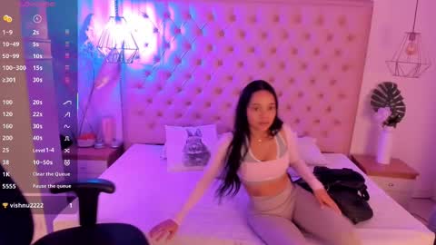 victoria_kitt online show from September 15, 7:25 pm