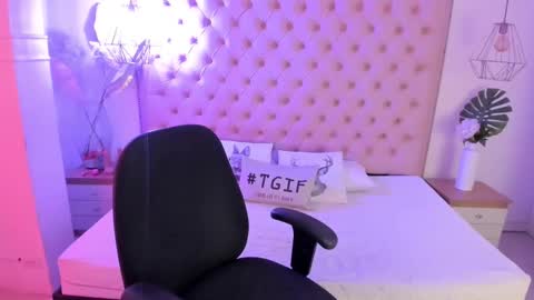 victoria_kitt online show from October 13, 7:03 pm