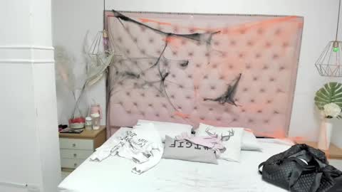 victoria_kitt online show from October 22, 3:12 pm