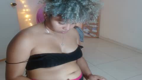VICKY online show from December 19, 2:23 am