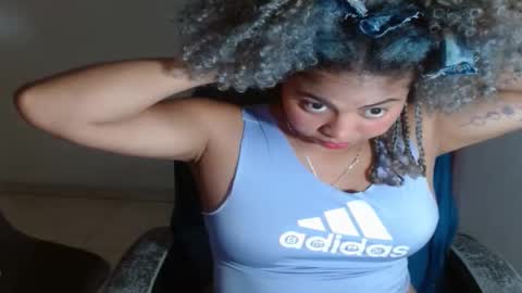 VICKY online show from February 13, 9:49 pm