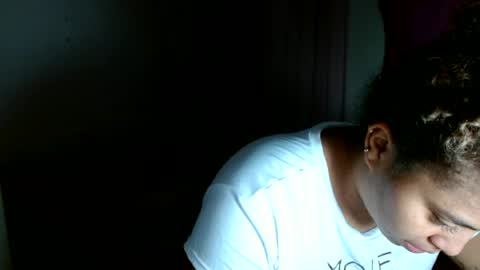 Snapshot of victoria_miler chatting on June 18, 8:46 pm VICKY online show from June 18, 8:46 pm