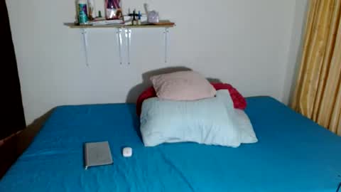 Snapshot of victoria_miler chatting on July 13, 11:51 pm VICKY online show from July 13, 11:51 pm