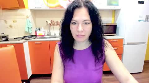 Snapshot of victoria_panther chatting on December 15, 2:16 am Victoria online show from December 15, 2:16 am