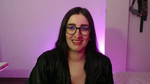 Victoria online show from November 6, 9:05 pm