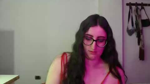 Victoria online show from March 6, 9:00 pm