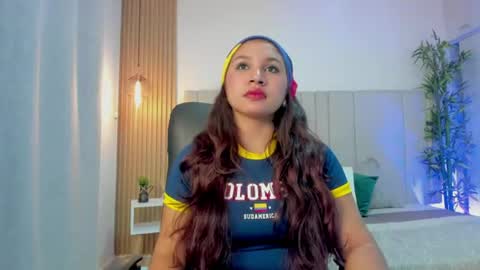 VICTORIA  online show from July 3, 1:17 pm