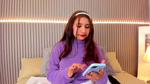 VICTORIA  online show from July 17, 12:45 pm