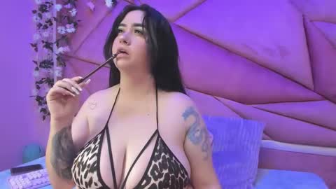 Victoria online show from November 9, 8:29 pm