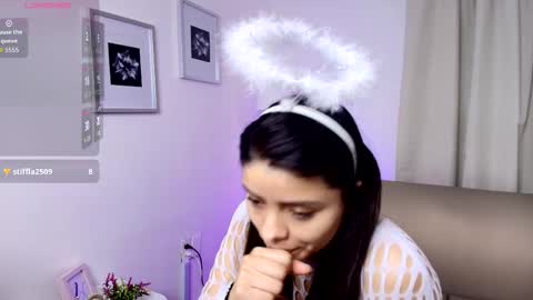 Snapshot of victoria_stern chatting on October 28, 12:30 pm Victoria online show from October 28, 12:30 pm