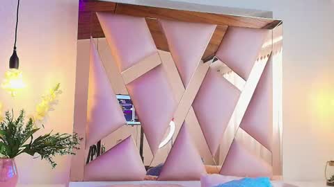 victoria online show from September 19, 6:41 pm