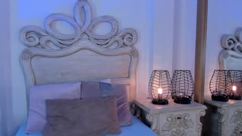 Snapshot of victoria_vallejo chatting on December 14, 11:39 am victoria  online show from December 14, 11:39 am