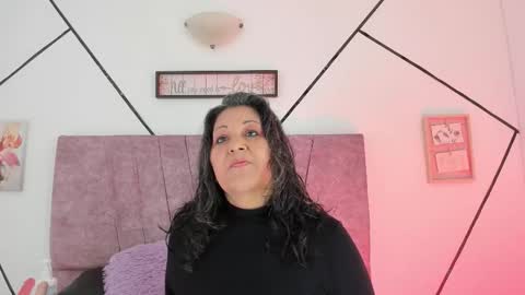 Snapshot of victoriaa_anderson_ chatting on November 25, 1:55 pm victoriaa_anderson_ online show from November 25, 1:55 pm