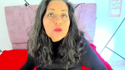 victoriaa_anderson_ online show from February 5, 8:35 pm