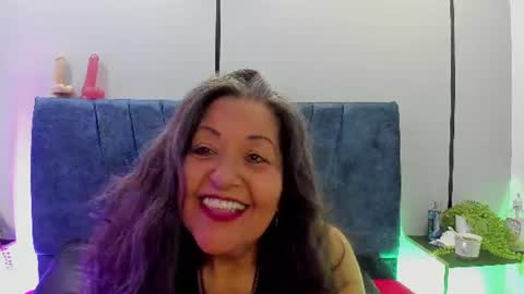 Snapshot of victoriaa_anderson_ chatting on June 20, 1:25 pm victoriaa_anderson_ online show from June 20, 1:25 pm