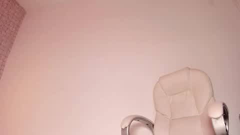 Snapshot of victoriaa_millers chatting on March 12, 9:23 am Victoria Sofia online show from March 12, 9:23 am