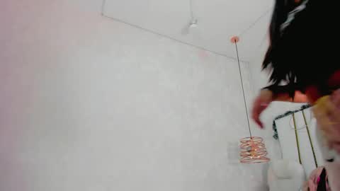 Victoria Sofia online show from December 14, 11:04 am