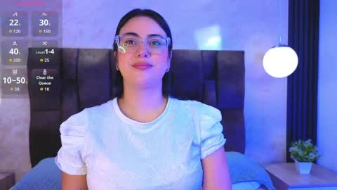 Victoria Andrade online show from June 1, 12:40 pm
