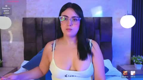 Victoria Andrade online show from June 3, 12:30 pm